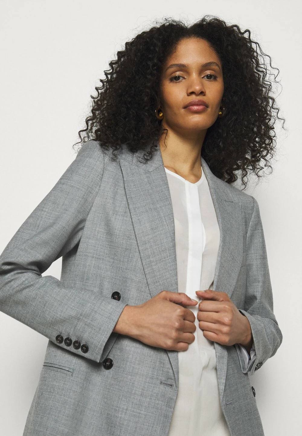 DRYKORN CHIWA - Blouse Promos vêtements col tunisien femme 6 DRYKORN CHIWA - Blouse Promos vêtements col tunisien femme – Image 4