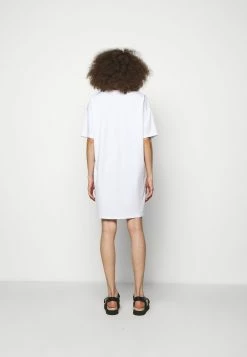 Prix Acceptable DRYKORN KABELLE - Robe en jersey vêtements col en v femme 14 Prix Acceptable DRYKORN KABELLE - Robe en jersey vêtements col en v femme -DRYKORN Soldes 2022 f884e4a755064e169716824d2ea9ec34