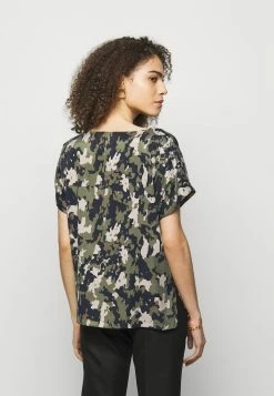 Pas Cher DRYKORN SOMIA - T-shirt imprimé vêtements col bateau femme -DRYKORN Soldes 2022 f948e3e3ae824a4c9dbe5f4378c51022